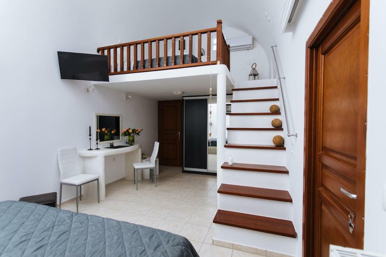 Sun Stories Suites Вотон Экстерьер фото